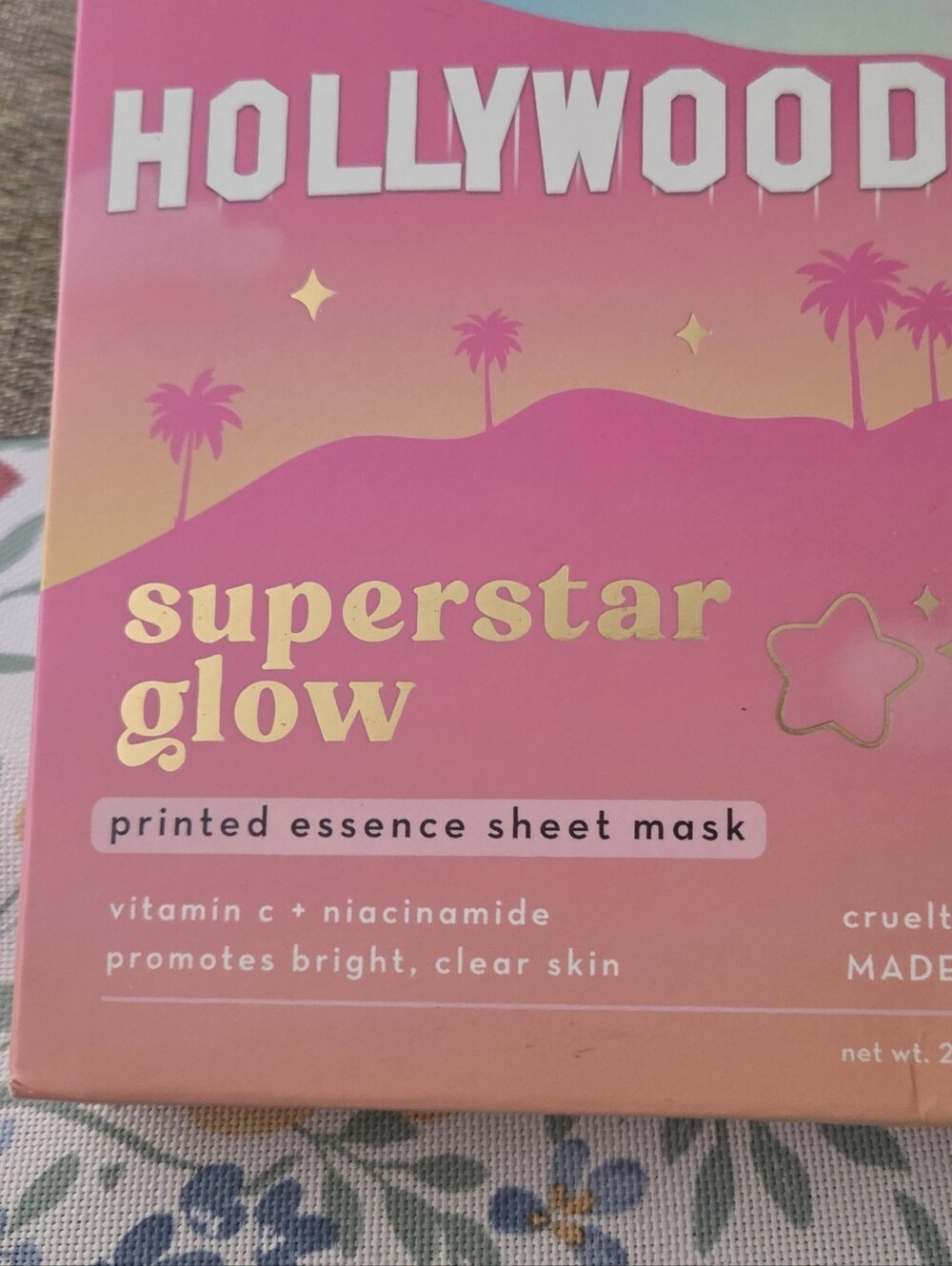 Crème Hollywood Superstar Glow Sheet Masks - Pink Gradient - Picture 2 of 4